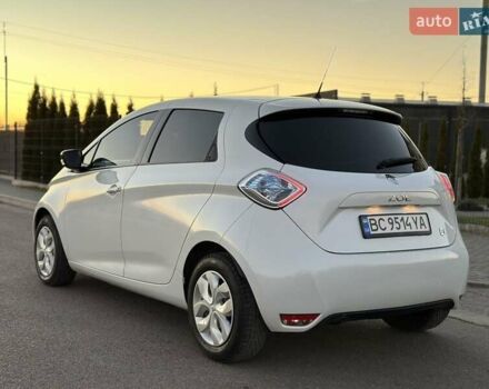 Белый Рено Зое, объемом двигателя 0 л и пробегом 93 тыс. км за 8000 $, фото 27 на Automoto.ua