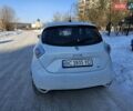 Белый Рено Зое, объемом двигателя 0 л и пробегом 99 тыс. км за 6800 $, фото 8 на Automoto.ua