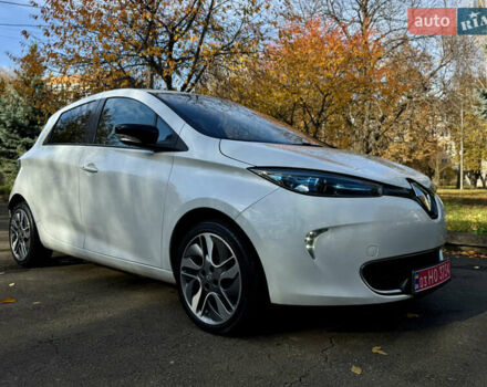 Білий Рено Зое, об'ємом двигуна 0 л та пробігом 68 тис. км за 6976 $, фото 8 на Automoto.ua