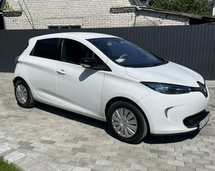 Білий Рено Зое, об'ємом двигуна 0 л та пробігом 57 тис. км за 8500 $, фото 1 на Automoto.ua