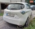 Белый Рено Зое, объемом двигателя 0 л и пробегом 104 тыс. км за 7300 $, фото 2 на Automoto.ua