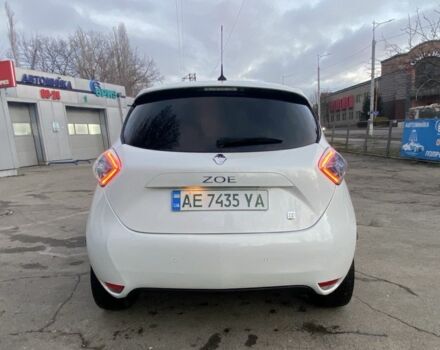 Белый Рено Зое, объемом двигателя 0 л и пробегом 159 тыс. км за 7550 $, фото 5 на Automoto.ua