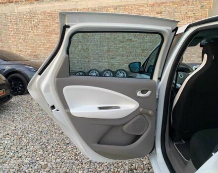 Рено Зое 2015 в Коломые на Automoto.ua Белый Рено Зое, объемом двигателя 0 л и пробегом 90 тыс. км за 6499 $, фото 10 на Automoto.ua