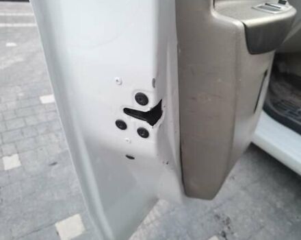 Білий Рено Зое, об'ємом двигуна 0 л та пробігом 131 тис. км за 6300 $, фото 22 на Automoto.ua