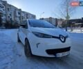 Белый Рено Зое, объемом двигателя 0 л и пробегом 99 тыс. км за 6800 $, фото 19 на Automoto.ua