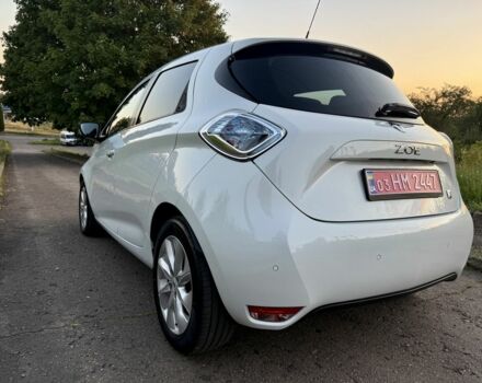 Белый Рено Зое, объемом двигателя 0 л и пробегом 116 тыс. км за 6944 $, фото 4 на Automoto.ua