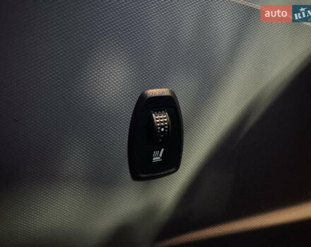 Белый Рено Зое, объемом двигателя 0 л и пробегом 127 тыс. км за 7150 $, фото 40 на Automoto.ua
