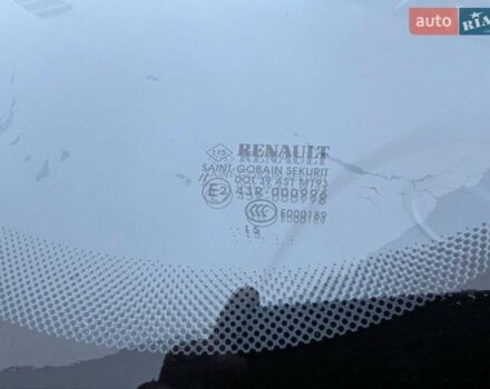 Білий Рено Зое, об'ємом двигуна 0 л та пробігом 85 тис. км за 6995 $, фото 18 на Automoto.ua