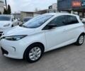 Белый Рено Зое, объемом двигателя 0 л и пробегом 26 тыс. км за 7000 $, фото 1 на Automoto.ua