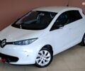 Белый Рено Зое, объемом двигателя 0 л и пробегом 109 тыс. км за 7500 $, фото 1 на Automoto.ua