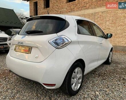 Білий Рено Зое, об'ємом двигуна 0 л та пробігом 90 тис. км за 6499 $, фото 3 на Automoto.ua