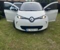 Белый Рено Зое, объемом двигателя 0 л и пробегом 126 тыс. км за 6500 $, фото 1 на Automoto.ua