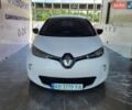 Белый Рено Зое, объемом двигателя 0 л и пробегом 130 тыс. км за 4950 $, фото 1 на Automoto.ua