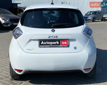 Білий Рено Зое, об'ємом двигуна 0 л та пробігом 91 тис. км за 6940 $, фото 5 на Automoto.ua