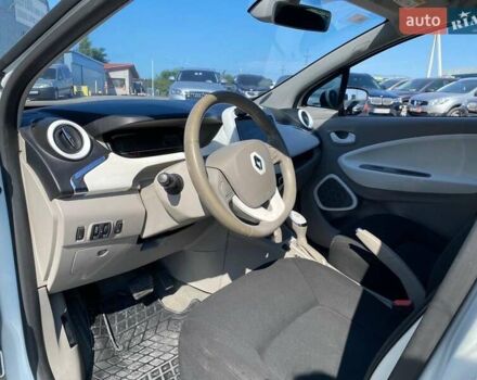 Білий Рено Зое, об'ємом двигуна 0 л та пробігом 91 тис. км за 6940 $, фото 15 на Automoto.ua