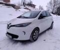 Белый Рено Зое, объемом двигателя 0 л и пробегом 96 тыс. км за 5999 $, фото 1 на Automoto.ua