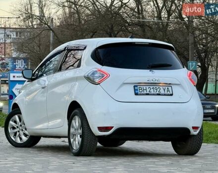Белый Рено Зое, объемом двигателя 0 л и пробегом 147 тыс. км за 5999 $, фото 38 на Automoto.ua