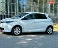 Белый Рено Зое, объемом двигателя 0 л и пробегом 48 тыс. км за 8300 $, фото 1 на Automoto.ua