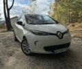 Белый Рено Зое, объемом двигателя 0 л и пробегом 139 тыс. км за 5215 $, фото 2 на Automoto.ua