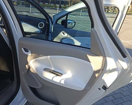 Рено Зое 2015 в Коломые на Automoto.ua Белый Рено Зое, объемом двигателя 0 л и пробегом 88 тыс. км за 6700 $, фото 17 на Automoto.ua