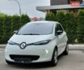 Белый Рено Зое, объемом двигателя 0 л и пробегом 71 тыс. км за 7800 $, фото 1 на Automoto.ua