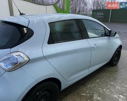 Білий Рено Зое, об'ємом двигуна 0 л та пробігом 150 тис. км за 5700 $, фото 2 на Automoto.ua