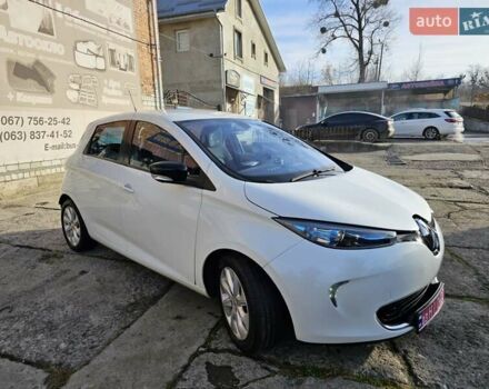 Белый Рено Зое, объемом двигателя 0 л и пробегом 99 тыс. км за 6700 $, фото 18 на Automoto.ua
