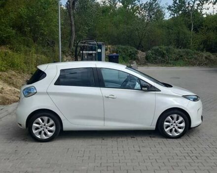 Білий Рено Зое, об'ємом двигуна 0 л та пробігом 67 тис. км за 8400 $, фото 6 на Automoto.ua