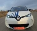 Белый Рено Зое, объемом двигателя 0 л и пробегом 85 тыс. км за 6900 $, фото 2 на Automoto.ua