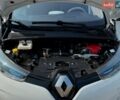 Белый Рено Зое, объемом двигателя 0 л и пробегом 107 тыс. км за 7300 $, фото 15 на Automoto.ua