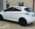 Белый Рено Зое, объемом двигателя 0 л и пробегом 93 тыс. км за 6900 $, фото 13 на Automoto.ua