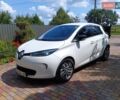 Белый Рено Зое, объемом двигателя 0 л и пробегом 94 тыс. км за 8250 $, фото 1 на Automoto.ua