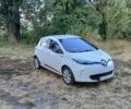 Белый Рено Зое, объемом двигателя 0 л и пробегом 128 тыс. км за 7300 $, фото 1 на Automoto.ua