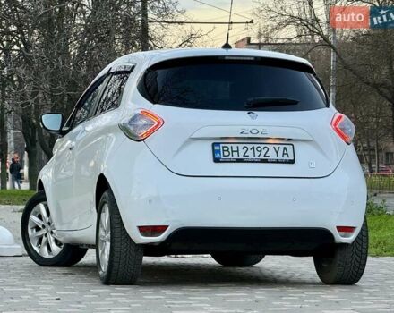 Белый Рено Зое, объемом двигателя 0 л и пробегом 147 тыс. км за 5999 $, фото 39 на Automoto.ua