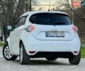 Белый Рено Зое, объемом двигателя 0 л и пробегом 147 тыс. км за 5999 $, фото 39 на Automoto.ua