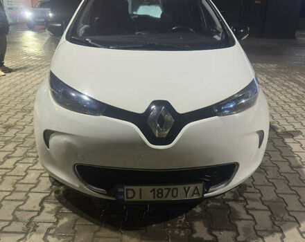 Белый Рено Зое, объемом двигателя 0 л и пробегом 162 тыс. км за 6500 $, фото 5 на Automoto.ua