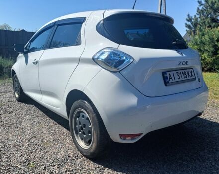 Белый Рено Зое, объемом двигателя 0 л и пробегом 123 тыс. км за 5900 $, фото 5 на Automoto.ua