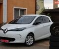 Белый Рено Зое, объемом двигателя 0 л и пробегом 125 тыс. км за 7000 $, фото 1 на Automoto.ua