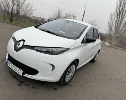 Белый Рено Зое, объемом двигателя 0 л и пробегом 110 тыс. км за 5800 $, фото 9 на Automoto.ua