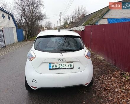 Білий Рено Зое, об'ємом двигуна 0 л та пробігом 153 тис. км за 6600 $, фото 6 на Automoto.ua