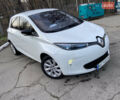 Белый Рено Зое, объемом двигателя 0 л и пробегом 159 тыс. км за 7550 $, фото 1 на Automoto.ua