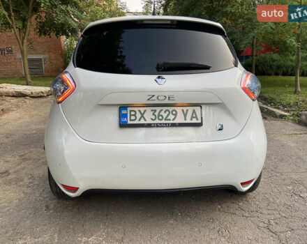 Білий Рено Зое, об'ємом двигуна 0 л та пробігом 98 тис. км за 6999 $, фото 8 на Automoto.ua