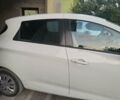 Білий Рено Зое, об'ємом двигуна 0 л та пробігом 131 тис. км за 6300 $, фото 4 на Automoto.ua