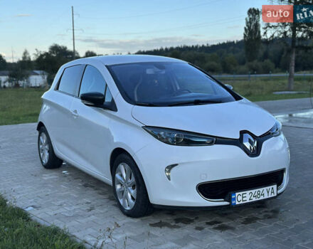Белый Рено Зое, объемом двигателя 0 л и пробегом 128 тыс. км за 7500 $, фото 18 на Automoto.ua