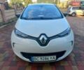 Белый Рено Зое, объемом двигателя 0 л и пробегом 107 тыс. км за 6000 $, фото 1 на Automoto.ua