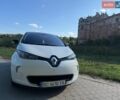 Белый Рено Зое, объемом двигателя 0 л и пробегом 137 тыс. км за 6300 $, фото 27 на Automoto.ua