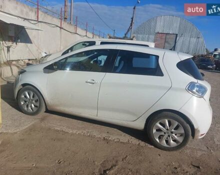 Рено Зое 2015 у Одесі на Automoto.ua Білий Рено Зое, об'ємом двигуна 0 л та пробігом 170 тис. км за 5000 $, фото 2 на Automoto.ua