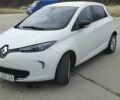 Белый Рено Зое, объемом двигателя 0 л и пробегом 94 тыс. км за 7600 $, фото 1 на Automoto.ua