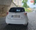 Белый Рено Зое, объемом двигателя 0 л и пробегом 137 тыс. км за 6700 $, фото 6 на Automoto.ua