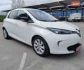 Белый Рено Зое, объемом двигателя 0 л и пробегом 110 тыс. км за 6350 $, фото 3 на Automoto.ua
